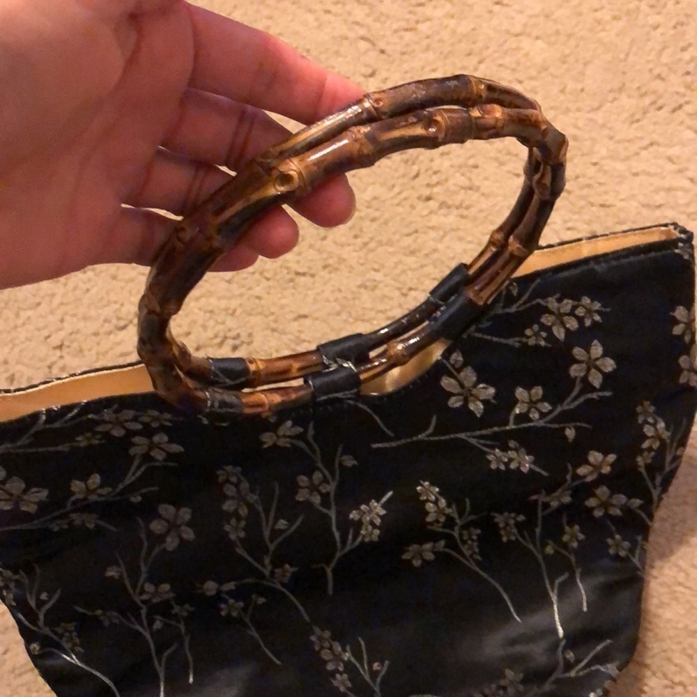 NWOT black and silver purse - Picture 2 of 4